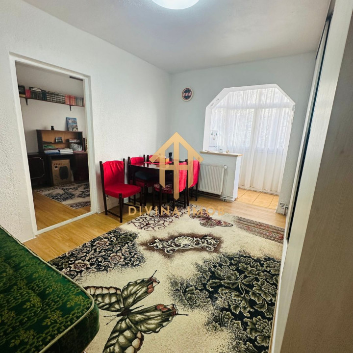 Apartament 3 camere de vânzare, Aleea Șteaza