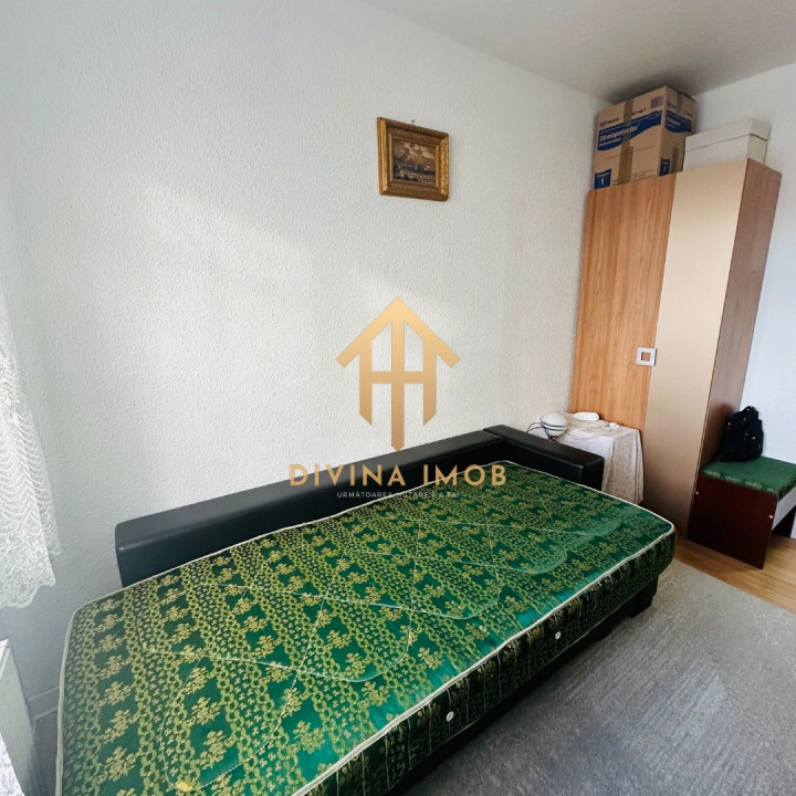 Apartament 3 camere de vânzare, Aleea Șteaza