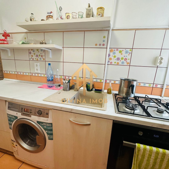 Apartament 3 camere de vânzare, Aleea Șteaza