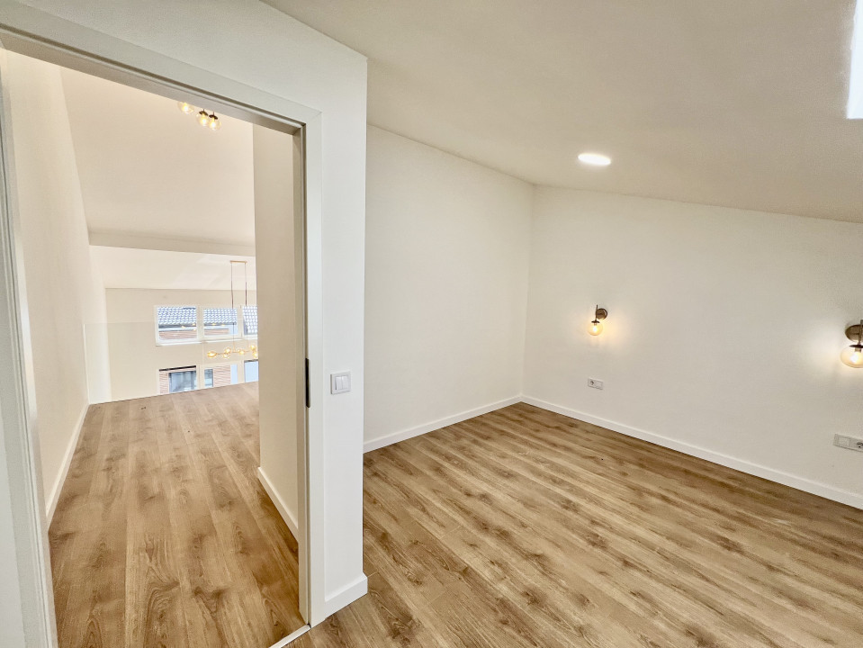 Apartament Tip Penthouse pe 2 niveluri, 77.8 mpu