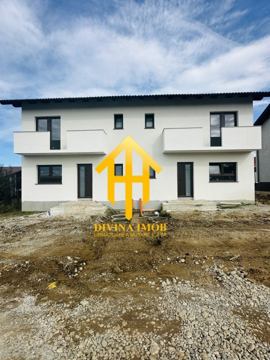 Casă tip duplex de vânzare - Selimbar